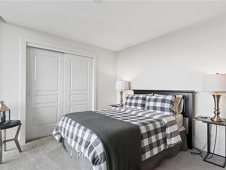 700 Park Regency Pl NE #1607 — Photo 21