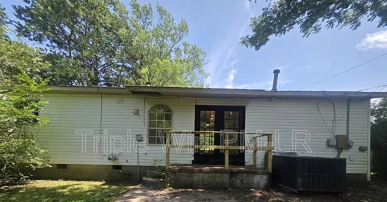 8700 Winston Dr — Photo 28