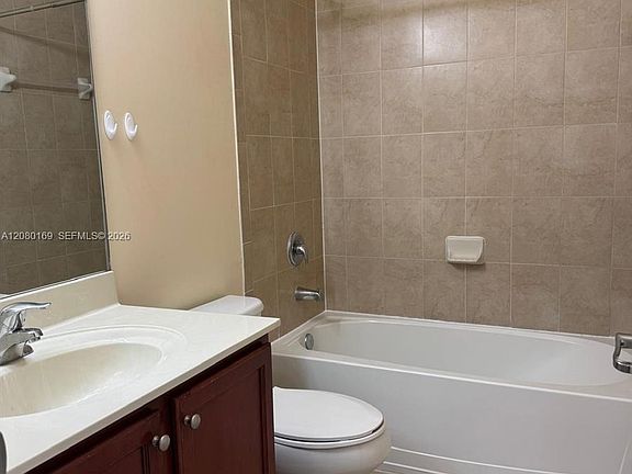 5th image of 14720 SW 25th Ln #14720
