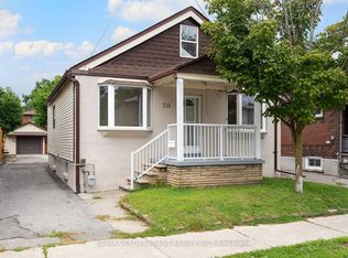 218 Gledhill Ave, Toronto, ON M4C 5L1