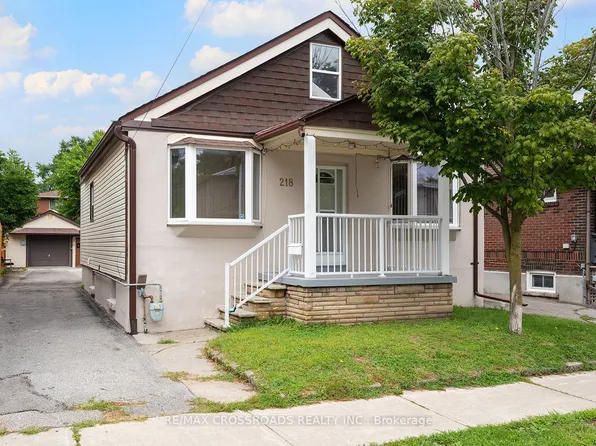 218 Gledhill Ave, Toronto, ON M4C 5L1