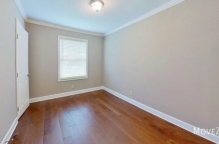 747 Hall Spencer Rd — Photo 35