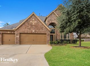 102 Logan Pass Ct, Montgomery, TX 77316