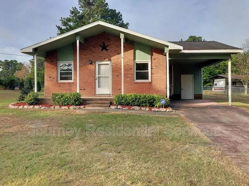 300 Bostic Rd