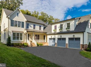 1809 Briar Ridge Ct, Mc Lean, VA 22101