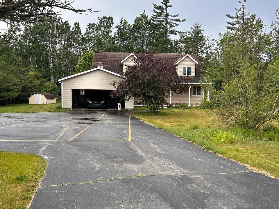 2nd image of 1823 N Perry Creek Rd