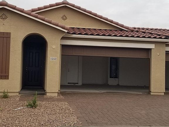 2nd image of 1252 E Jahns Dr