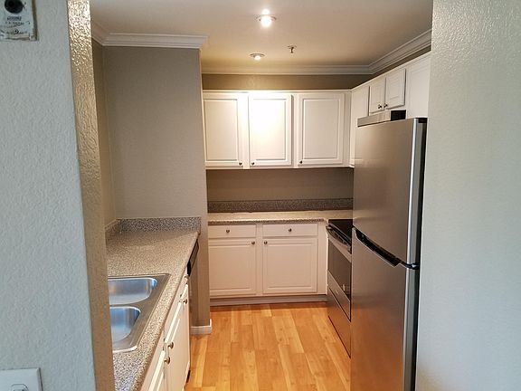 5th image of 3550 Lebon Dr Unit 6402