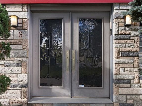 5th image of 6 Coldbrook Ct