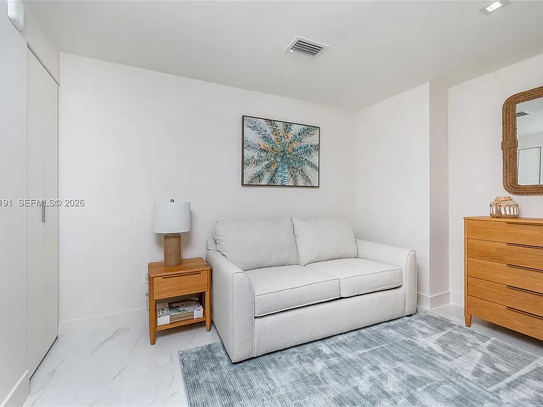 700 NE 24th St #4306-S — Photo 15