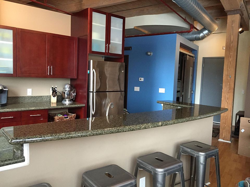 1st image of 533 Columbia Ave APT 171