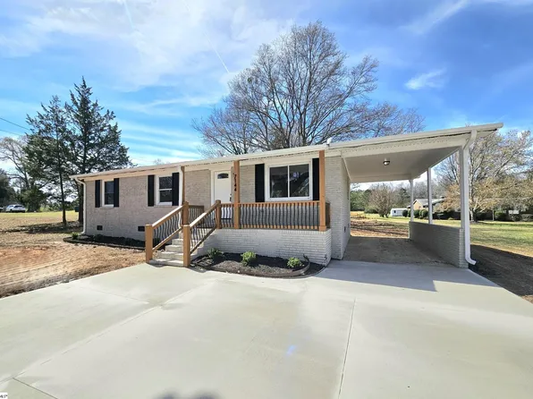 7144 S Old Laurens Rd, Gray Court, SC 29645