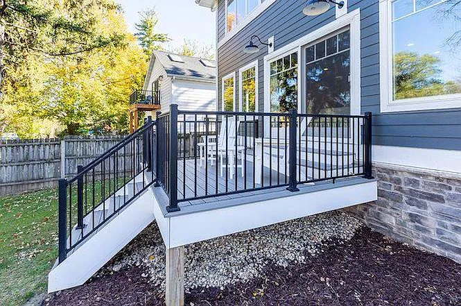 5200 Lake Mendota Dr — Photo 9