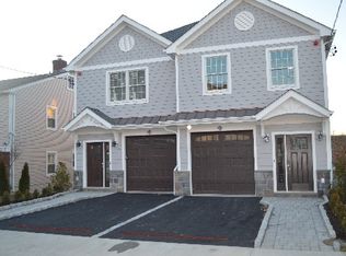 41 Park Ln #B, West Harrison, NY 10604