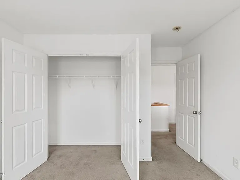 147 Harvest Moon Dr — Photo 32