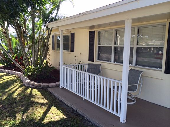 5th image of 1409 S Deerfield Ave