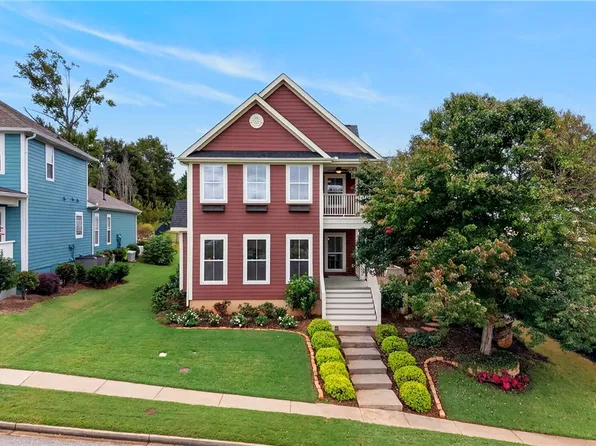 102 Ridenour Ave, Greenville, SC 29617