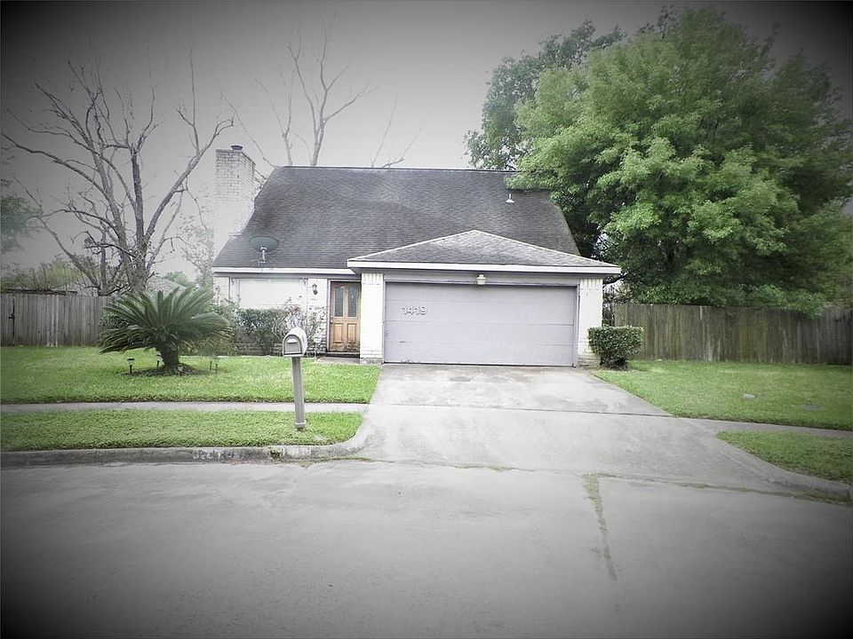 1st image of 1419 Whispering Pine Dr