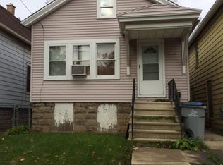 1324 W Windlake Ave, Milwaukee, WI 53215