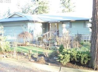 7480 Ridge Dr, Gladstone, OR 97027