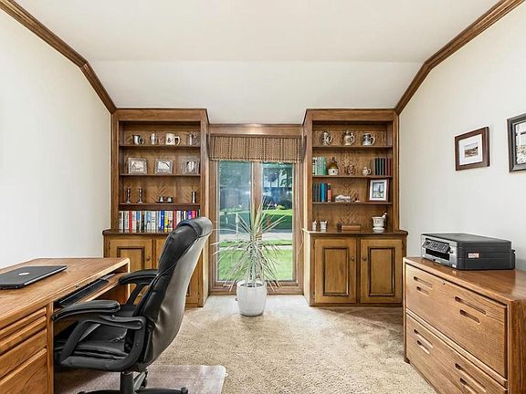 4th image of 1576 Fawn Ct