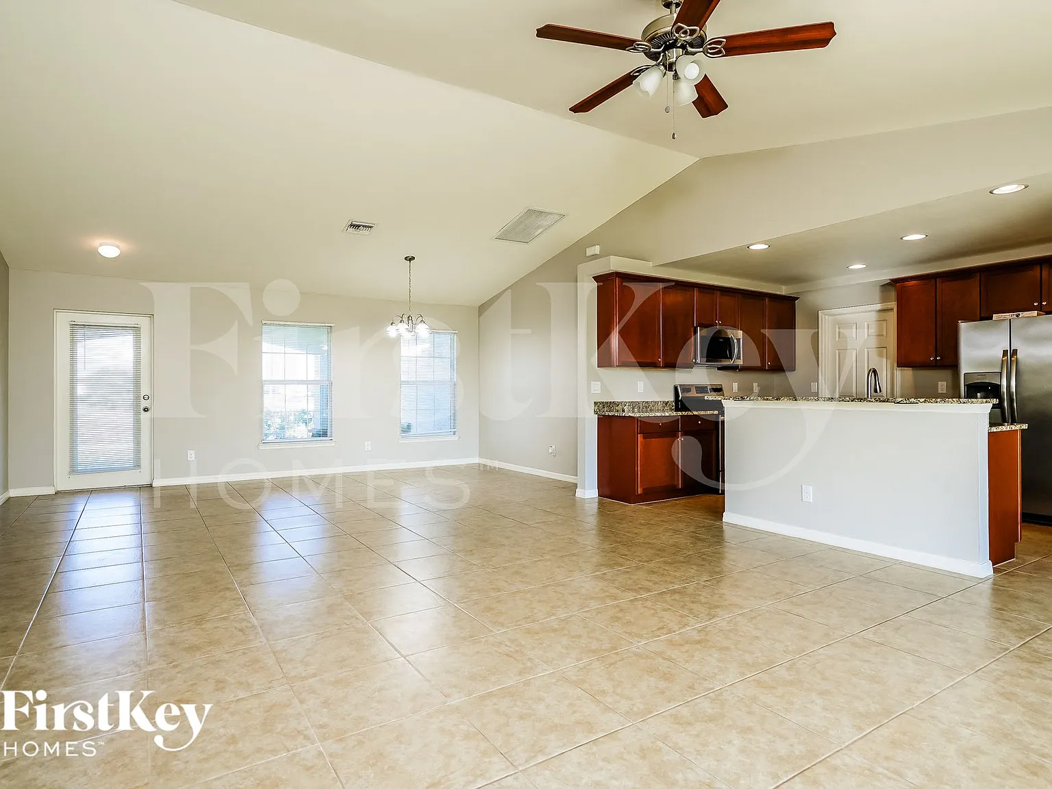 4 bed, 2.0 bath, 1829 sqft, $2,445 — Photo 2