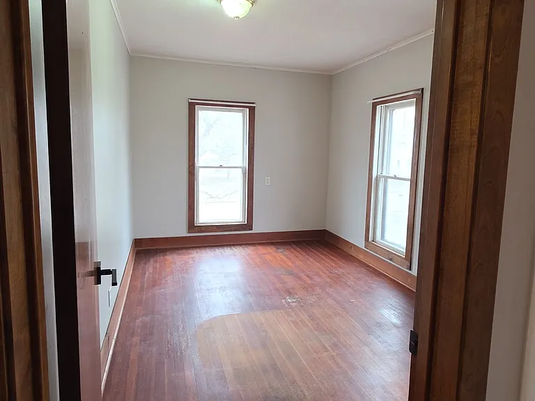 309 Cleveland Ave E — Photo 13