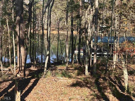 2nd image of 28 Christopher Ln