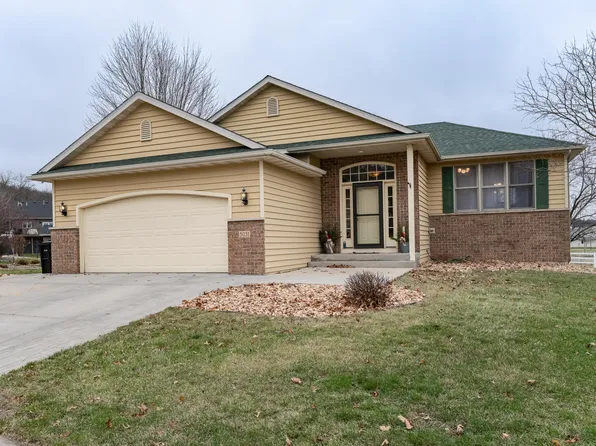 3031 Mayowood Common Cir SW, Rochester, MN 55902