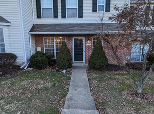 72 Village Dr, Schwenksville, PA 19473