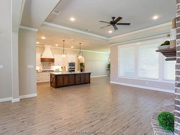 4th image of 4903 Crooked Branch Dr