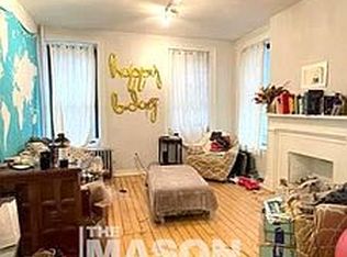 452 9th Ave APT 2, New York, NY 10018