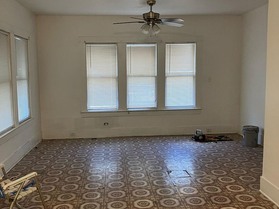 2nd image of 134 Eads Ave