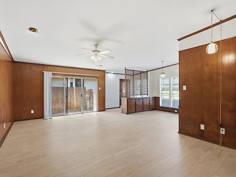 13328 Southview Ln — Photo 9