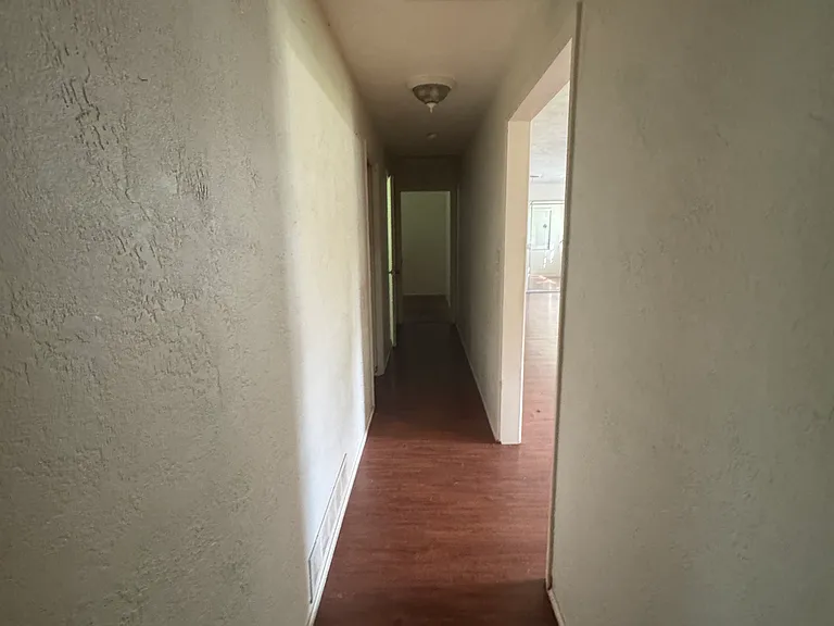 357 Dubs Dr — Photo 17