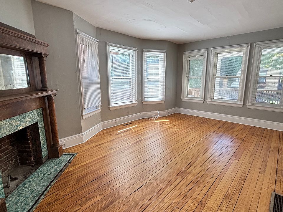 1st image of 721 Ashland Ave #2F