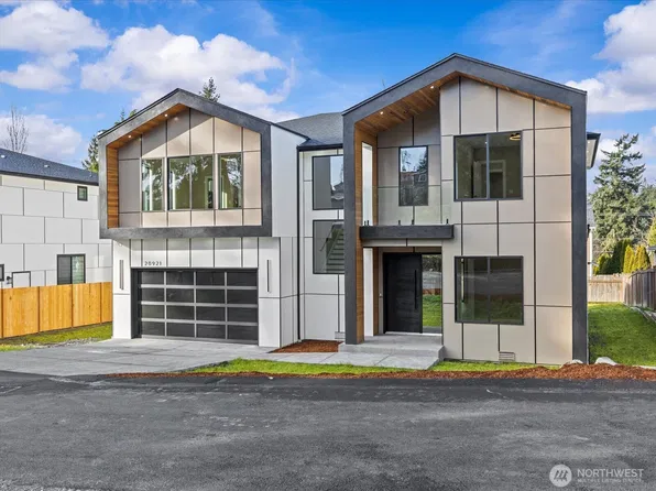 20921 1st Place S, Des Moines, WA 98198