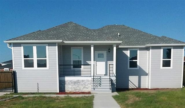 1st image of 5141 Parkwood Ct E