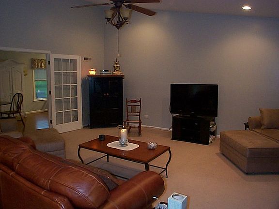 4th image of 1013 W Haven Ave