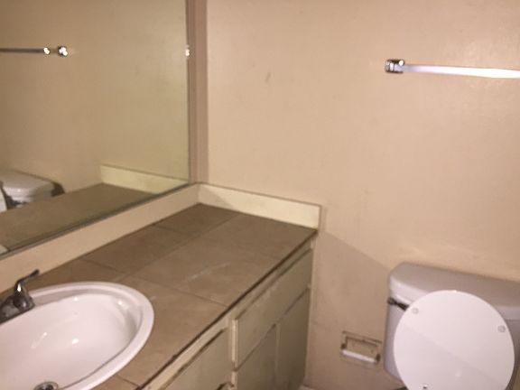 4th image of 4407 N 53rd Ln APT 3