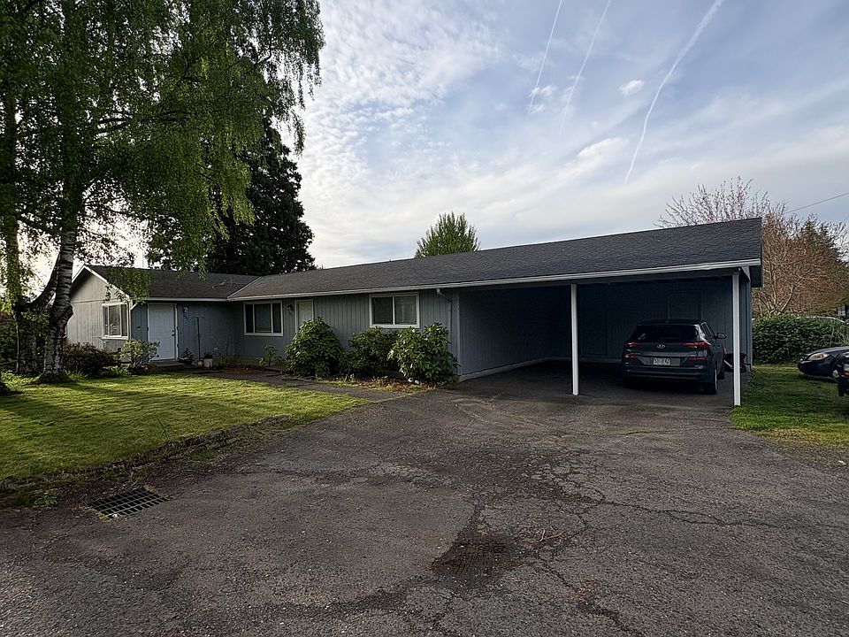 1st image of 575 SE 212th Ave #575