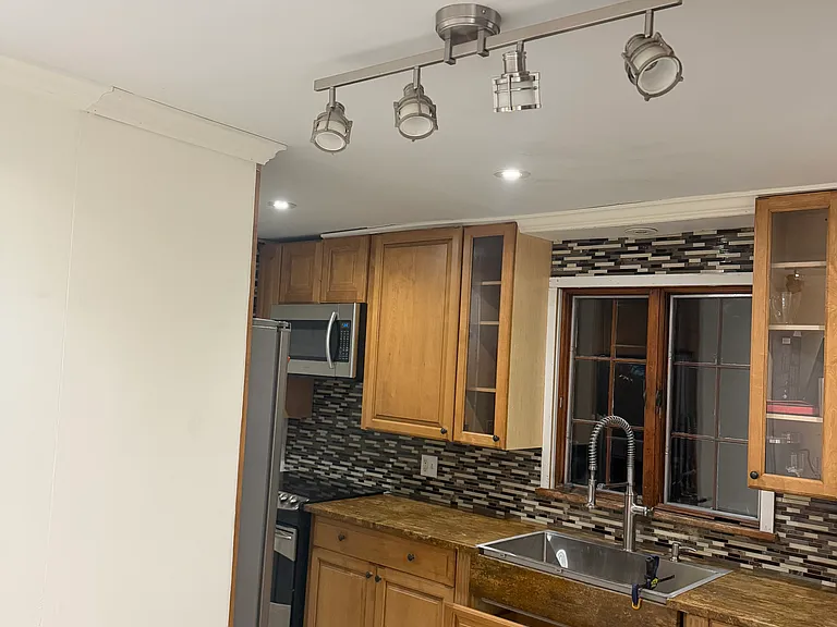 55 City Hill St #2 — Photo 7