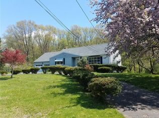 14 Drazen Dr, North Haven, CT 06473