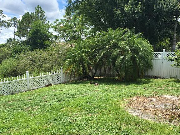 4th image of 26511 Snowberry Ln