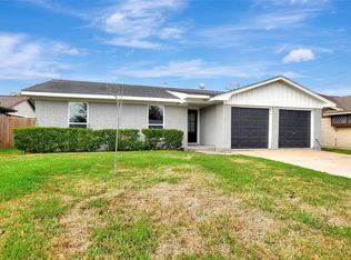 704 Teabury Ave, Pasadena, TX 77503