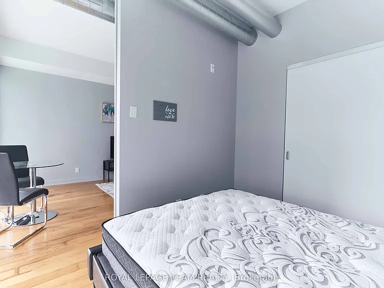 354 Gladstone Ave #312 — Photo 13