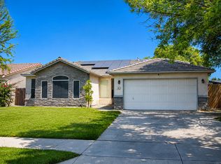 686 Wexford Ct, Lemoore, CA 93245