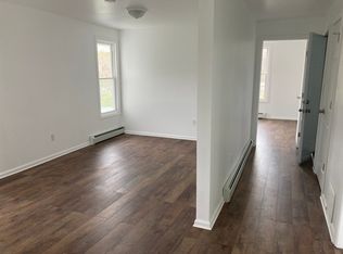 273 Vineyard Ave APT 2, Highland, NY 12528