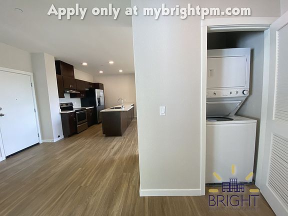 4th image of 519 T St Unit 205