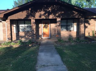 804 N Davis Dr, Sallisaw, OK 74955